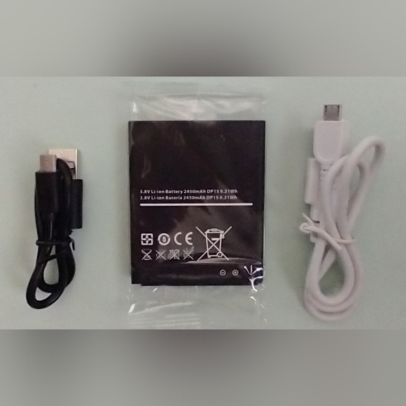 Franklin T9 LTE Mobile Hotspot A+ with New Accessories - Picture 3 of 4